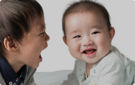 笑顔の赤ちゃん